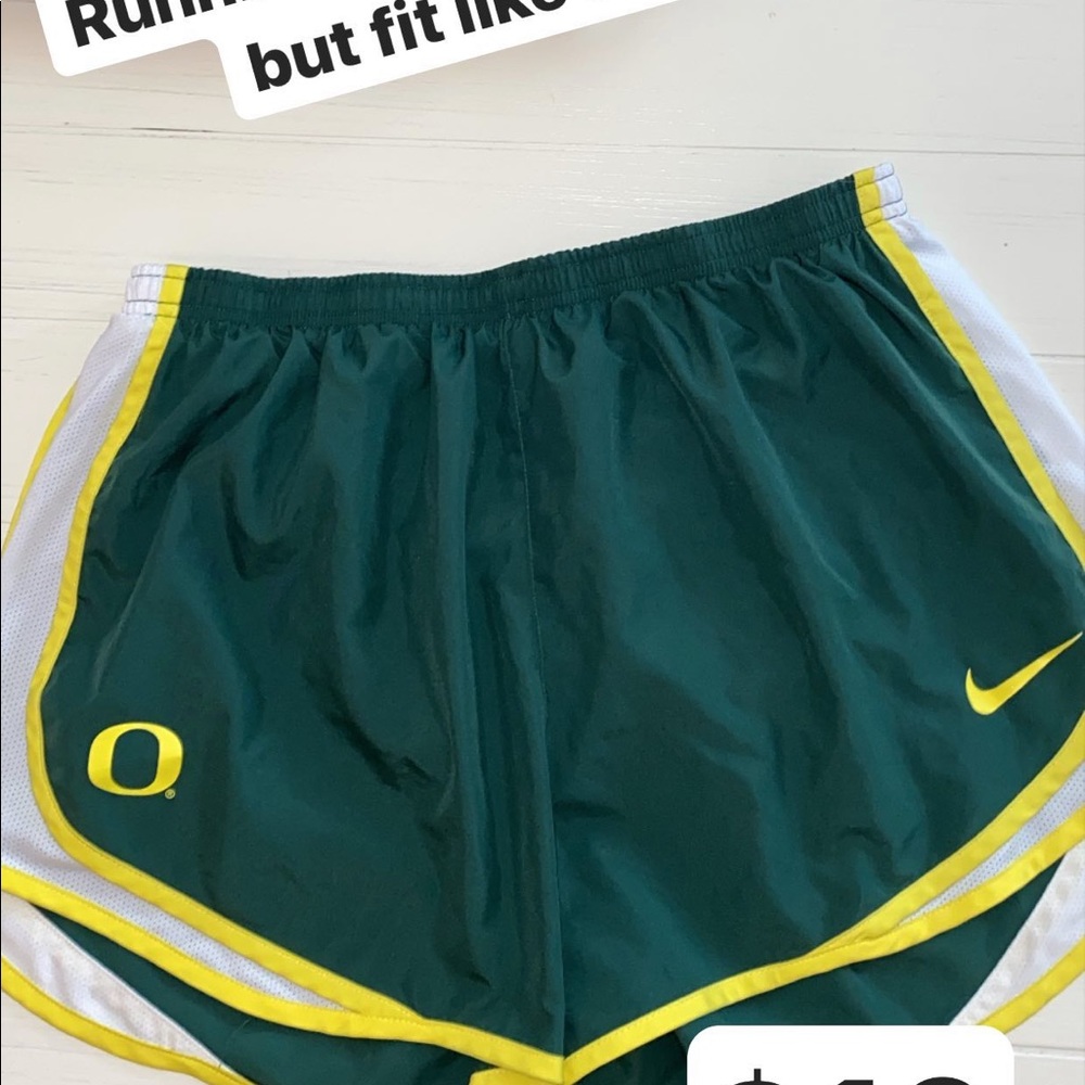 NIKE RUNNING SHORTS
